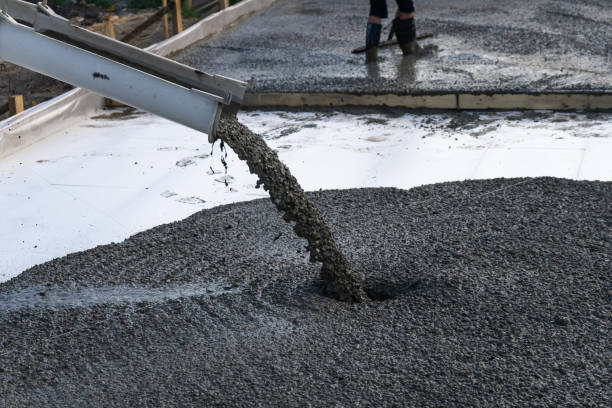 Best Concrete Flooring Contractor  in Bellemont, AZ